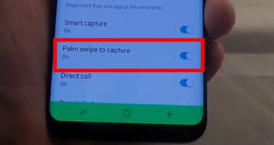 Įgalinkite parinktį „Palm swipe to Capture“