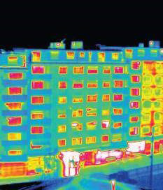 Червоним виділені зони, через яке відбуваються основні теплові втрати будівлі
