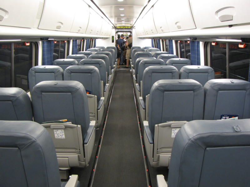 Унікальність поїздів Acela Express полягає в їх підвищеної комфортності і високій якості обслуговування