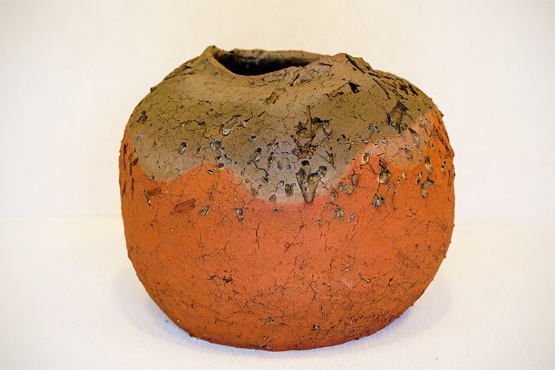Велика ваза «Садогасіма» з використанням зміни кольору при випалюванні