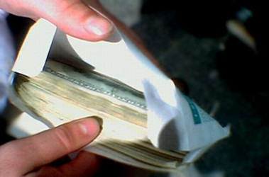 21 березня 2012, 13:28 Переглядів:   Податкова Києва активно зайнялася легалізацією зарплат